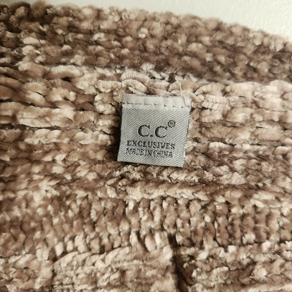 C.C Solid Light Brown/Tan Ribbed Chenille Scarf-Size 78x17